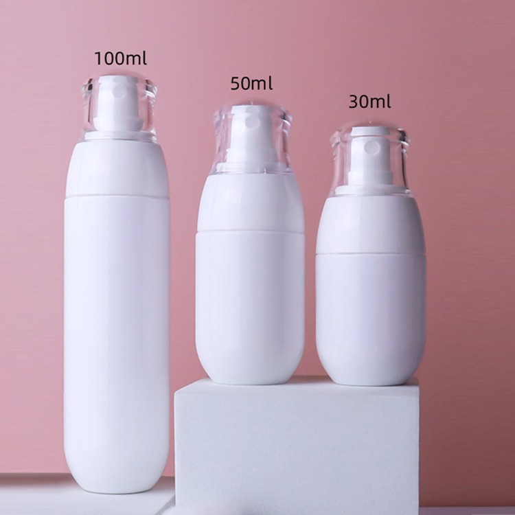 4 oz plastic spray bottles